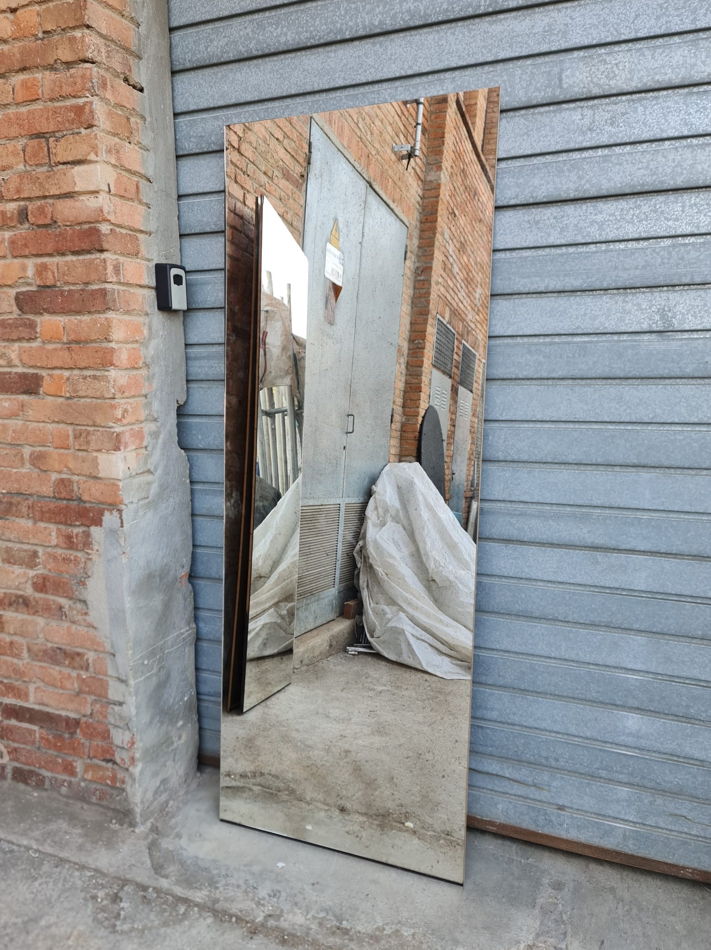 espejo 230x80x1_5 2u 190x70x1_5 1u 160x50x1_5 1u 101x70x1_5 1u